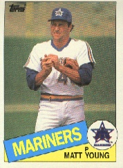 1985 Topps Baseball Cards      485     Matt Young